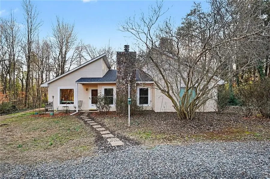 8101 Eastridge Road, Oak Ridge, NC 27310 - Image #2