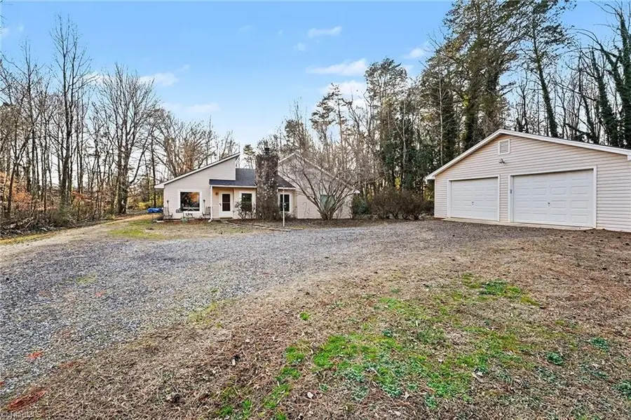 8101 Eastridge Road, Oak Ridge, NC 27310 - Image #3