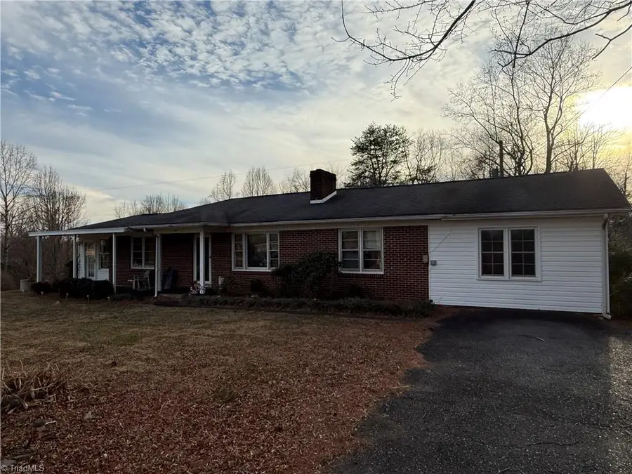 2282 Old Pipers Gap, Cana, VA 24317 - #2