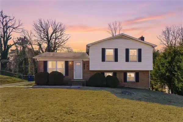 1682 Village Place, Winston-Salem, NC 27127