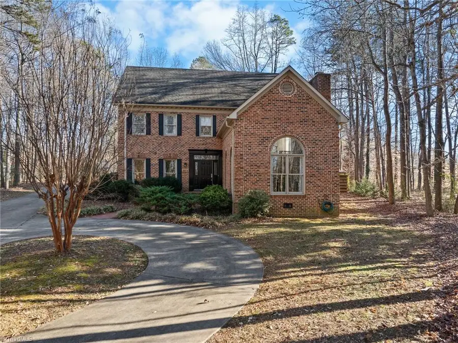 2075 Huntington Woods Drive, Lexington, NC 27295 - Image #2