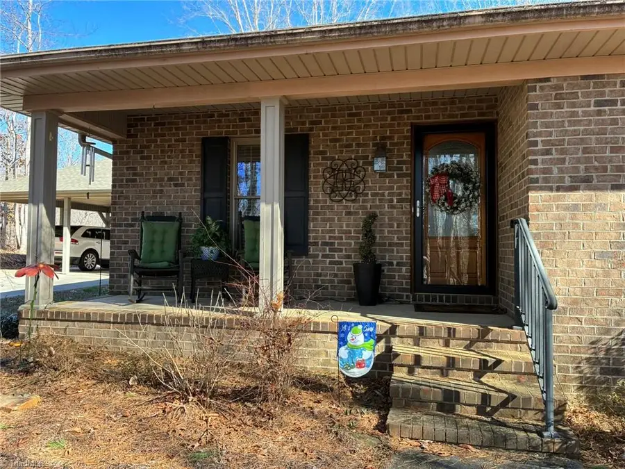 152 Prospectors Way, Lexington, NC 27292 - #2