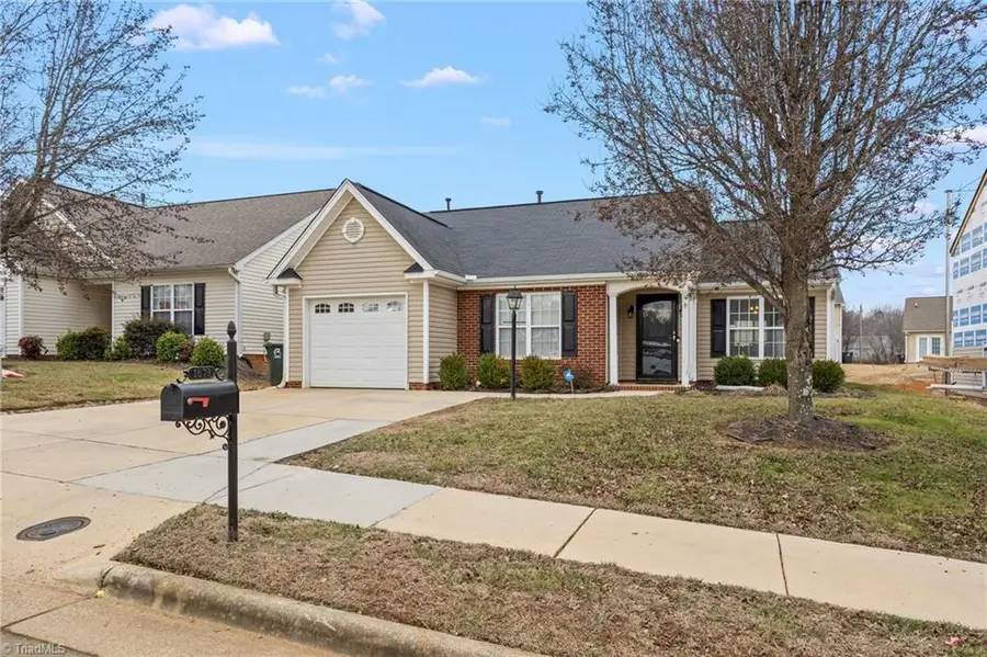 1623 Faircrest Lane, Greensboro, NC 27406 - Image #2