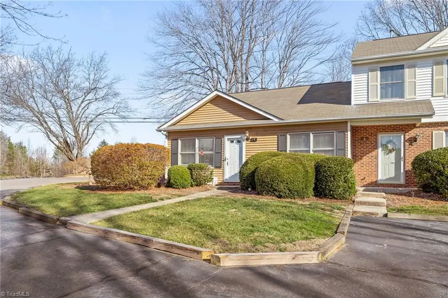 3703 Cotswold Terrace #1, Greensboro, NC 27410 - Image #2