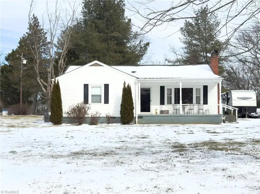 110 S Fork Lane, Thurmond, NC 28683 - #2