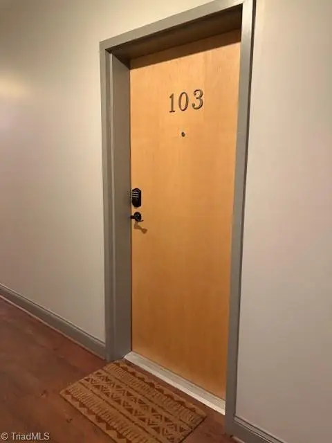 220 W Market Street #103, Greensboro, NC 27401 - Image #2