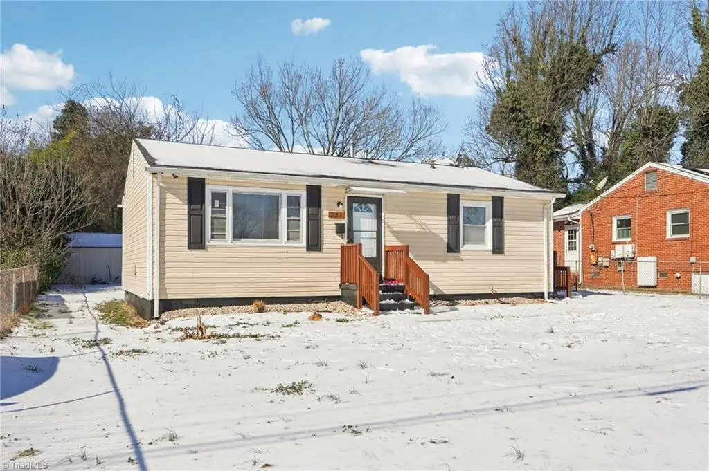 922 Llano Place, Greensboro, NC 27401 - Image #1