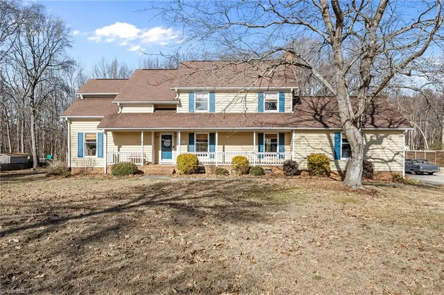 2201 Hunters Ridge Drive, Pleasant Garden, NC 27313 - Image #2