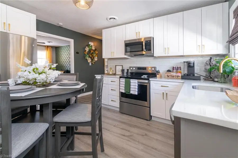 308 Denny Circle, Graham, NC 27253 - Image #3