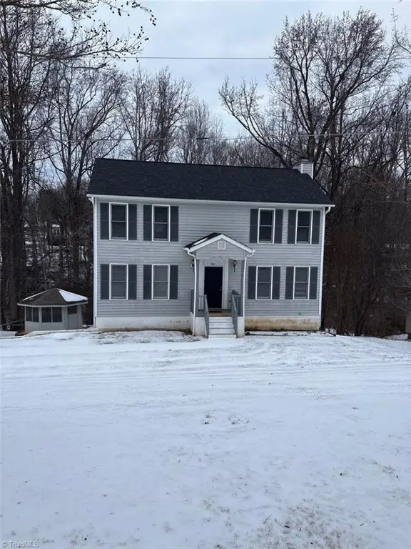 801 Fox Run Drive, Lewisville, NC 27023