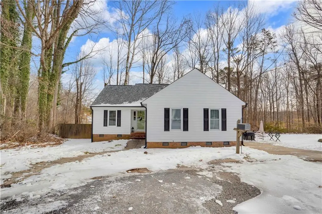 966 Chatfield Drive, Jamestown, NC 27282 - Image #1