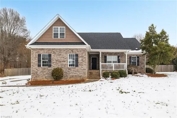 8108 Middleland Drive, Browns Summit, NC 27214