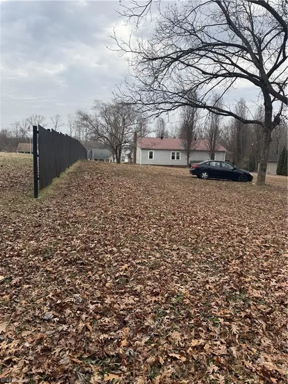 1720 Fisher Ferry Street, Thomasville, NC 27360 - Image #3