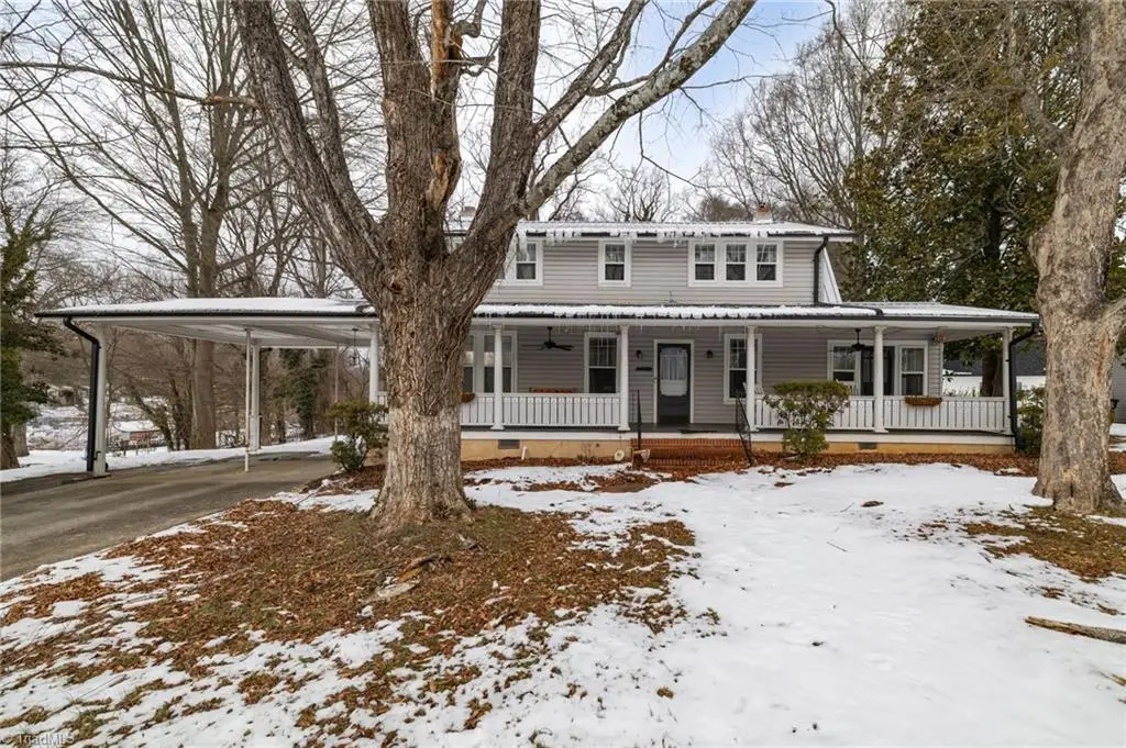 1102 Courtland Avenue, Reidsville, NC 27320 - Image #1