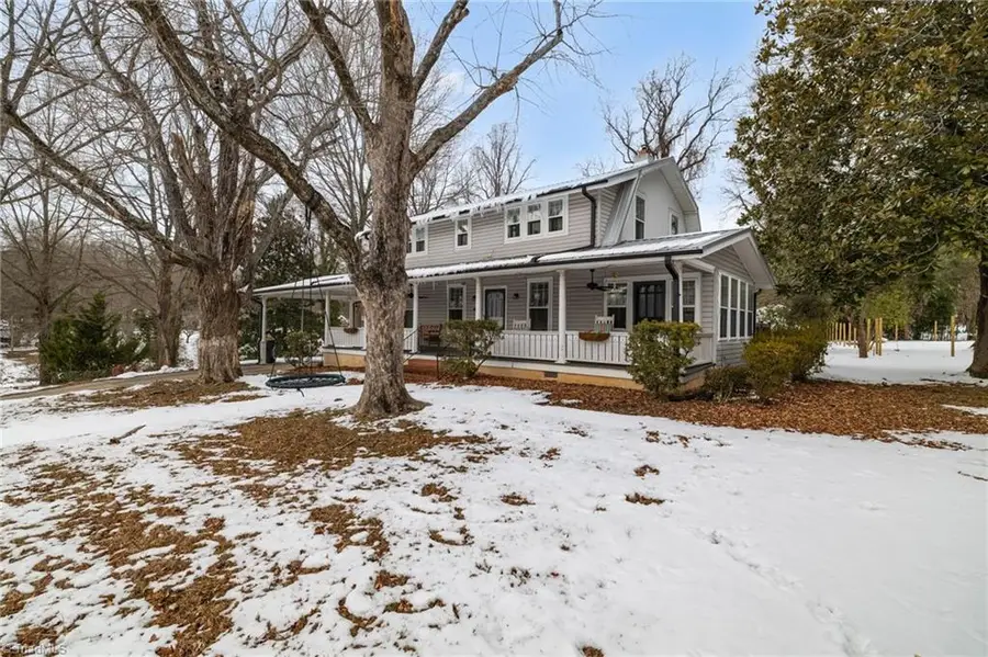 1102 Courtland Avenue, Reidsville, NC 27320 - Image #3