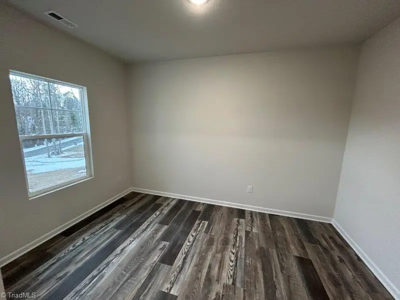 5155 Mark Drive Ne, Hickory, NC 28601 - #2