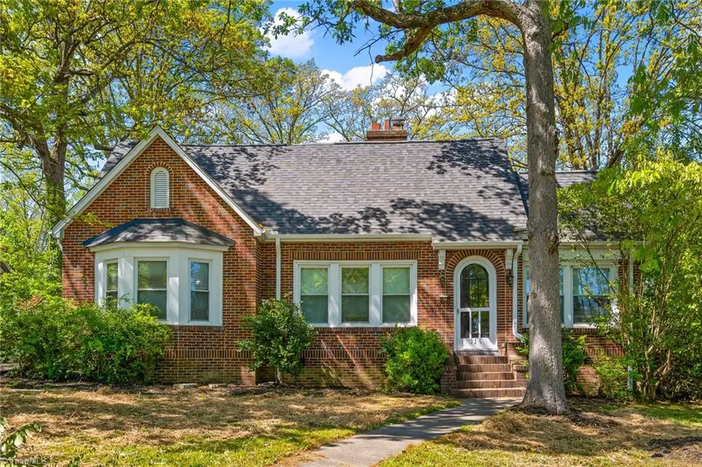 316 Spring Street, Thomasville, NC 27360 - #1