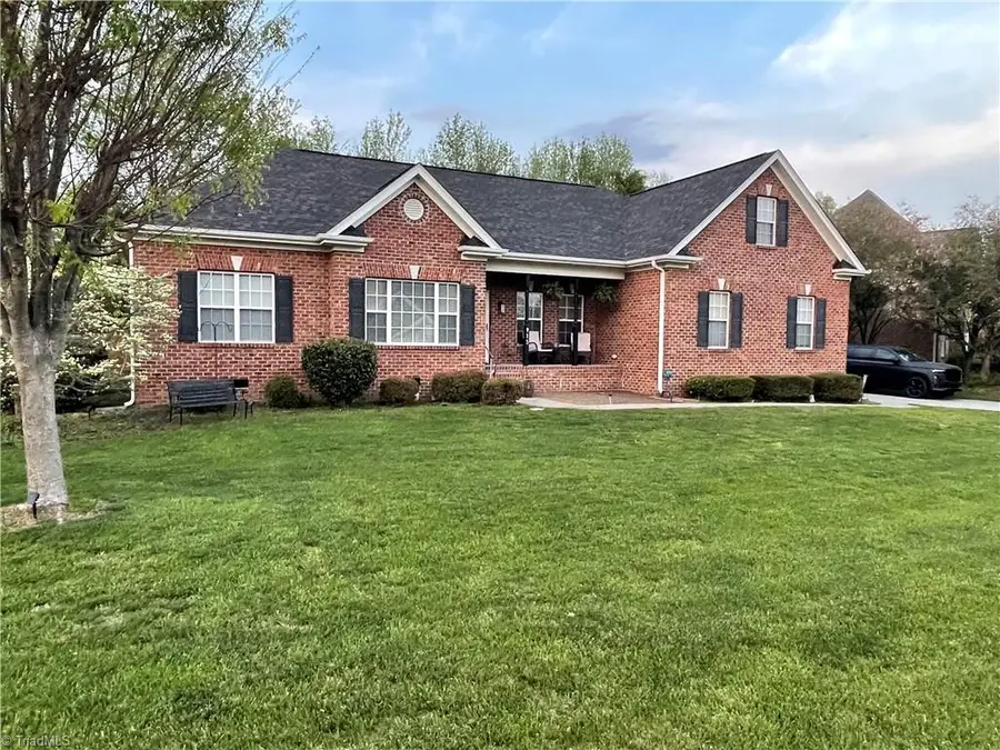 915 Kaye Gibbons Court, Kernersville, NC 27284 - #2