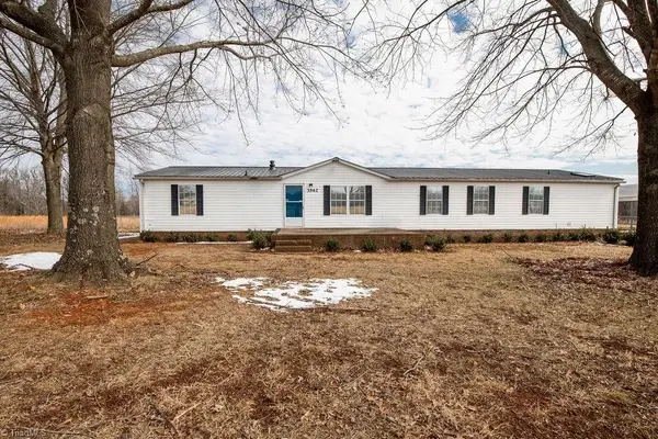 3542 Flynt Road, Liberty, NC 27298