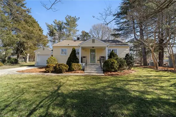 2865 Quincy Drive, Winston-Salem, NC 27103