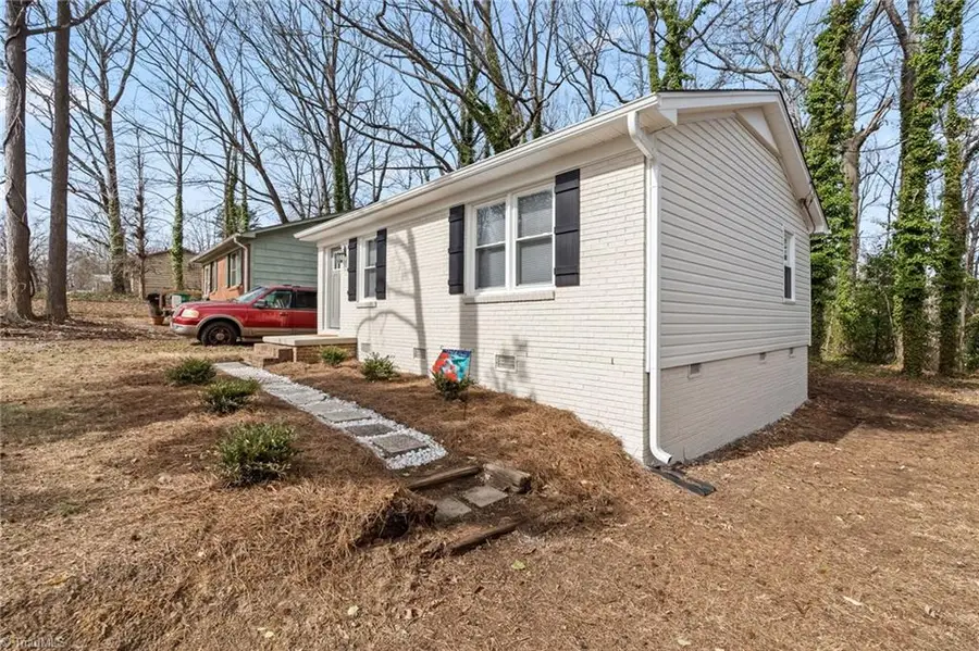 417 Moffitt Drive, High Point, NC 27265 - #3