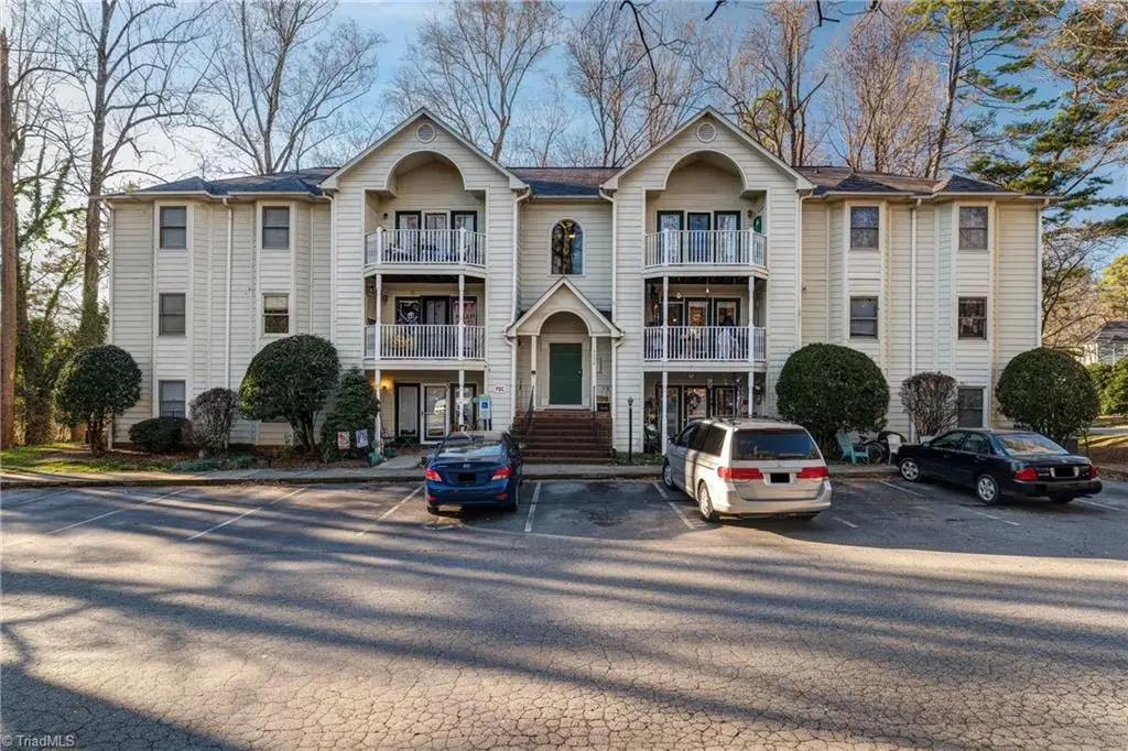 5934 Friendly Avenue, Greensboro, NC 27410 - #1