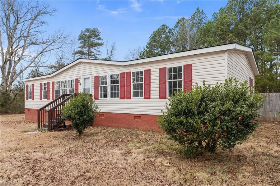 509 N Foster Street, Liberty, NC 27298 - #3