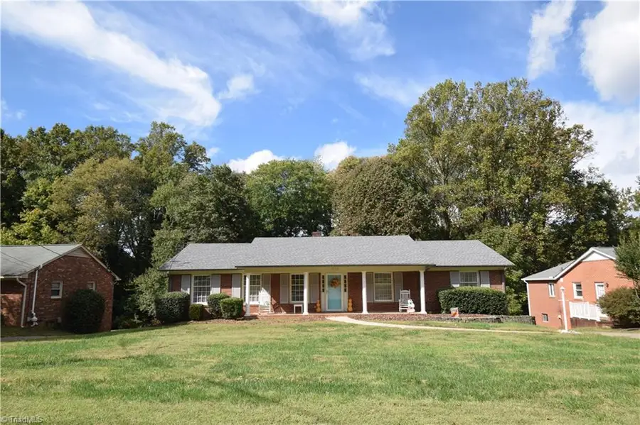2632 Amesbury Road, Winston Salem, NC 27103 - #2