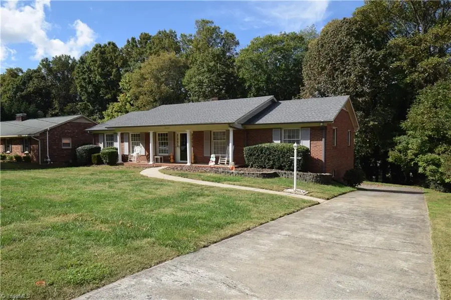 2632 Amesbury Road, Winston Salem, NC 27103 - #3