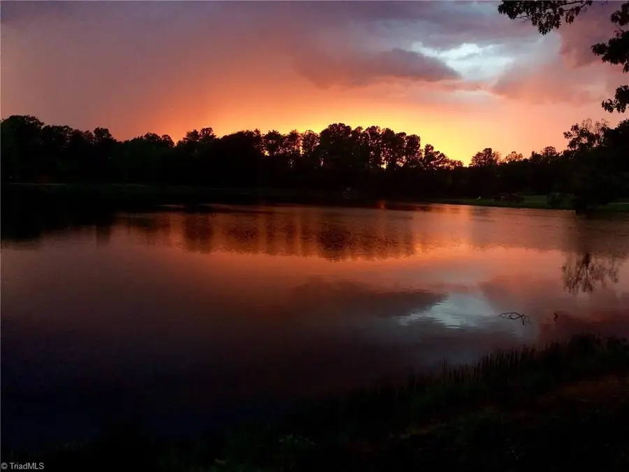 115 Washburn Lake Road, Reidsville, NC 27320 - #2