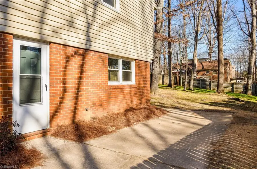 3514 Fox Place, Greensboro, NC 27408 - #3