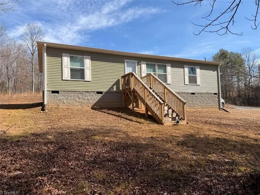 146 Ringwood Drive, Mount Airy, NC 27030 - #2