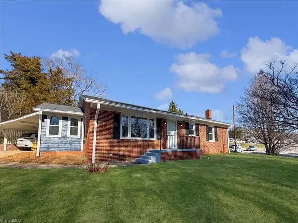 902 Welborn Avenue, Wilkesboro, NC 28697