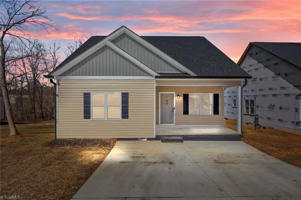 43 Robbins Circle, Lexington, NC 27292 - #1