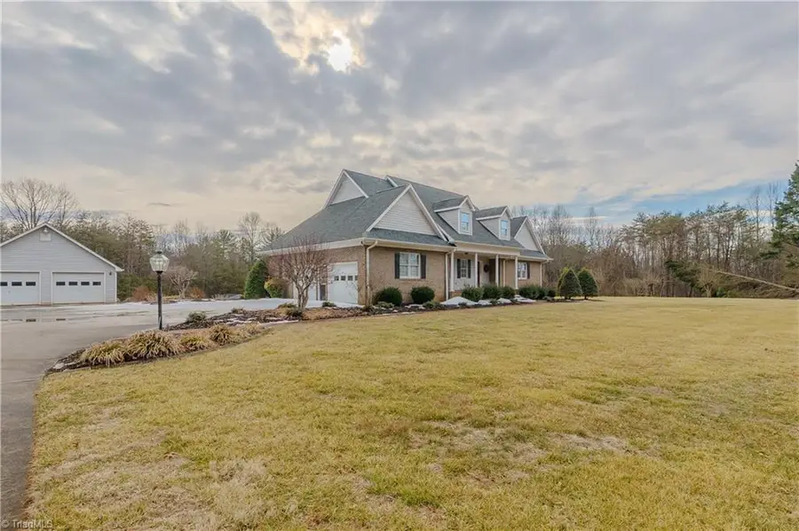 1783 Turner Mountain Road, Mount Airy, NC 27030 - #2