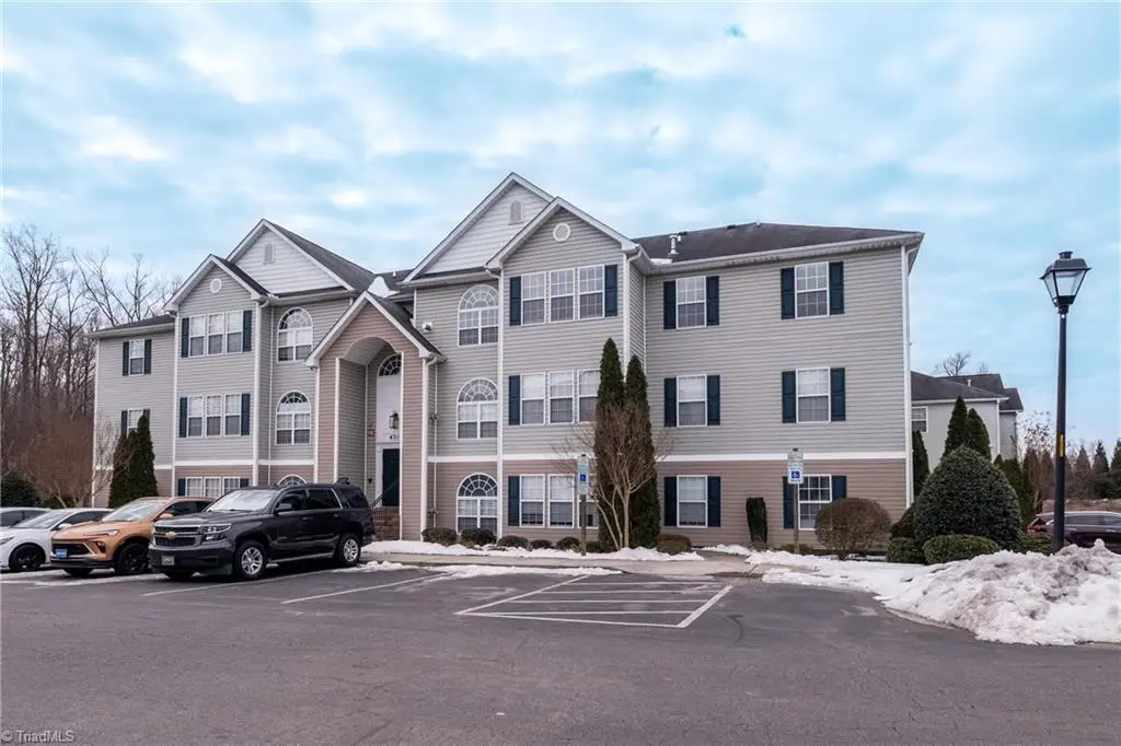 4701 Pennoak Lane #M, Greensboro, NC 27407 - #1