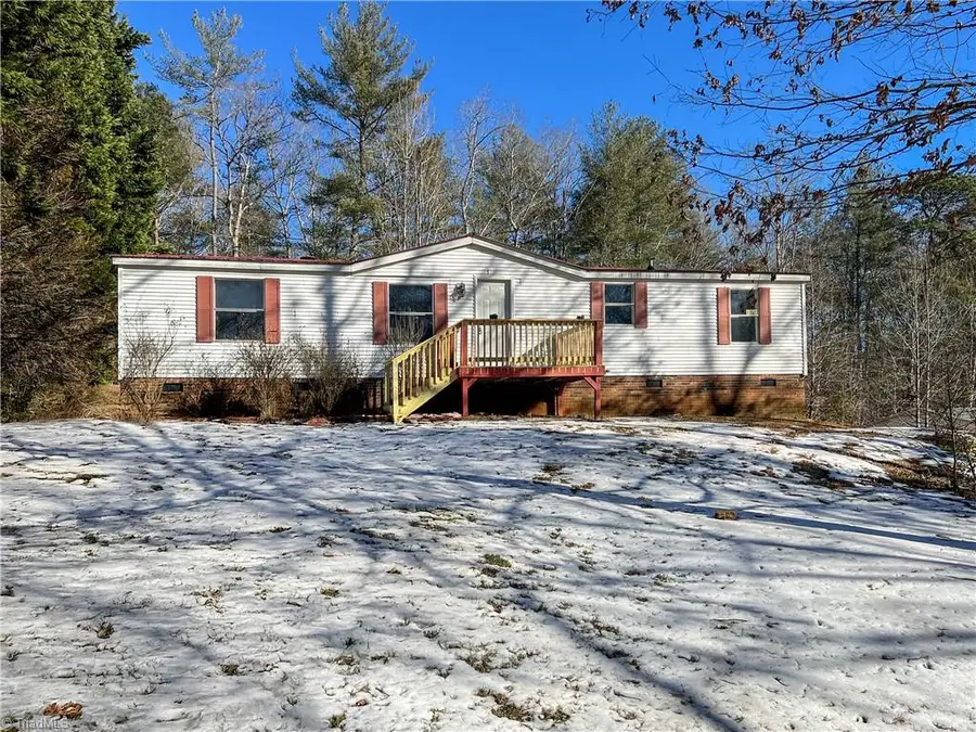 4036 Stone Creek Court, Lenoir, NC 28645 - #2