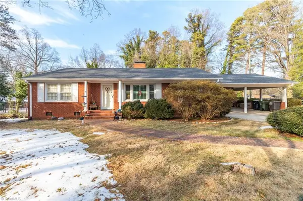 305 Hilltop Drive, Lexington, NC 27292