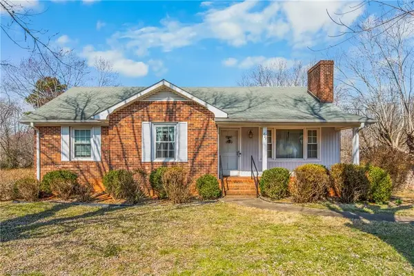 827 Dodson Mill Road, Pilot Mountain, NC 27041