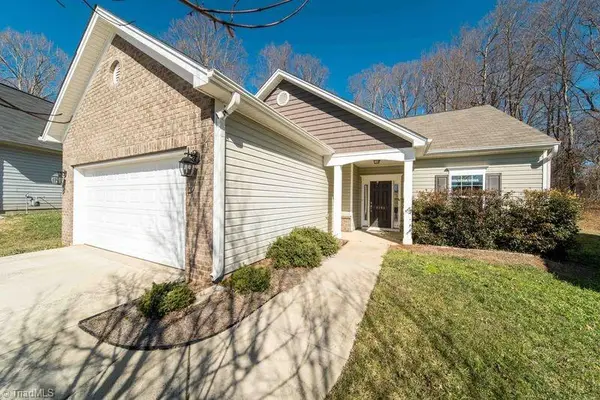 4184 Becca Lane, Kernersville, NC 27284