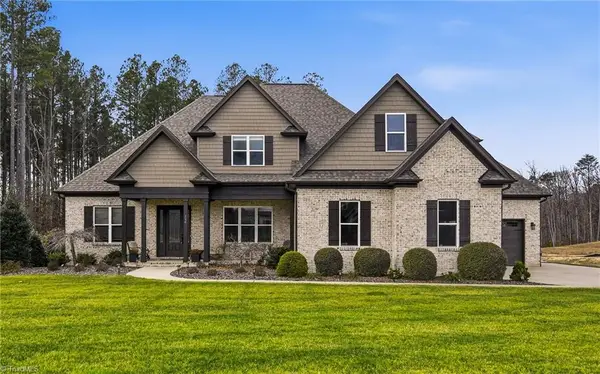 114 Old Heritage Drive, Winston-Salem, NC 27107