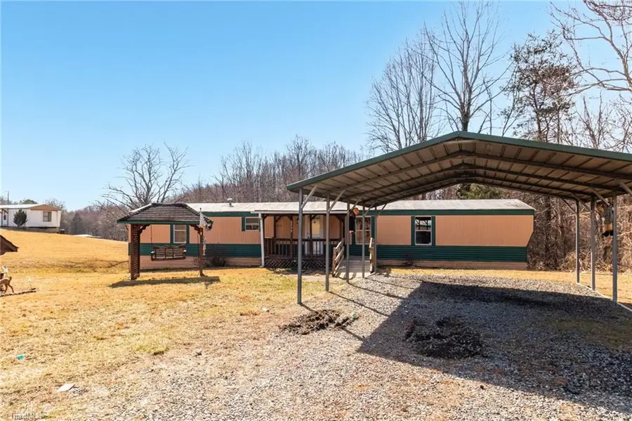 3859 Volunteer Road, Pinnacle, NC 27043 - #2