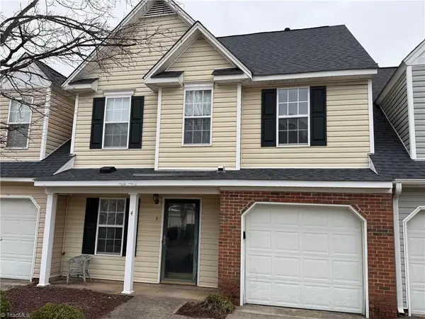 4 Satterfield Place, Greensboro, NC 27410