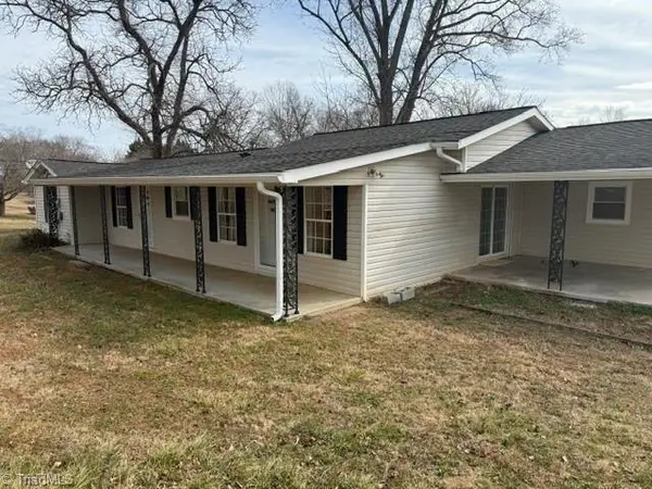 2115 Ararat Road, Ararat, NC 27007