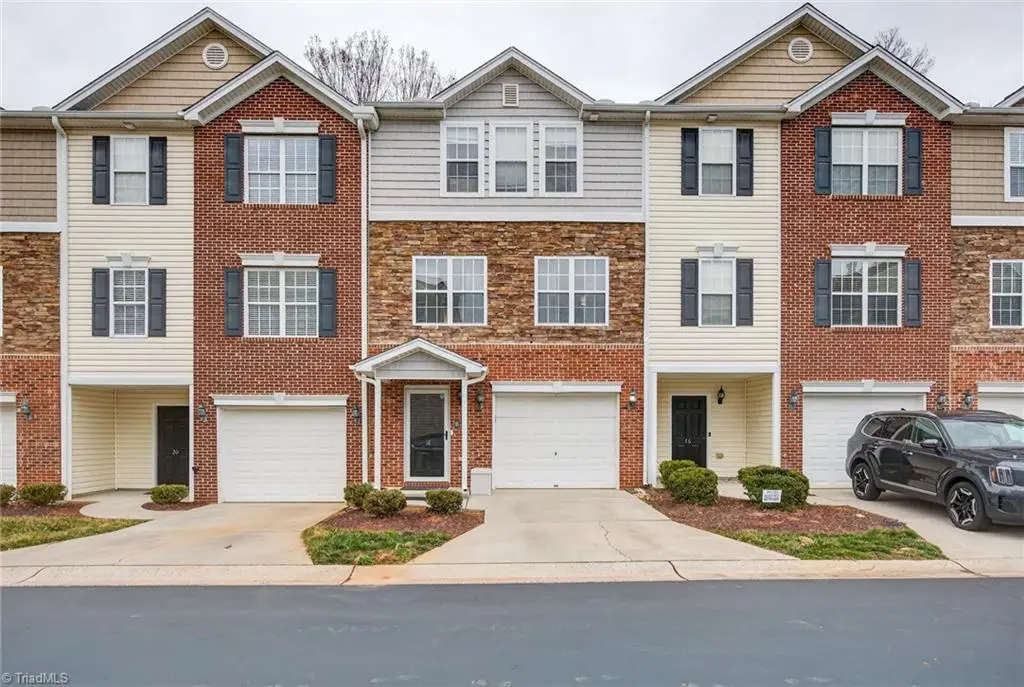 18 Dunlevy Way, Greensboro, NC 27455 - #1