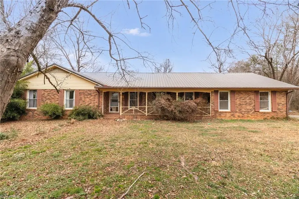 2533 Reedy Creek Road, Lexington, NC 27295 - #1