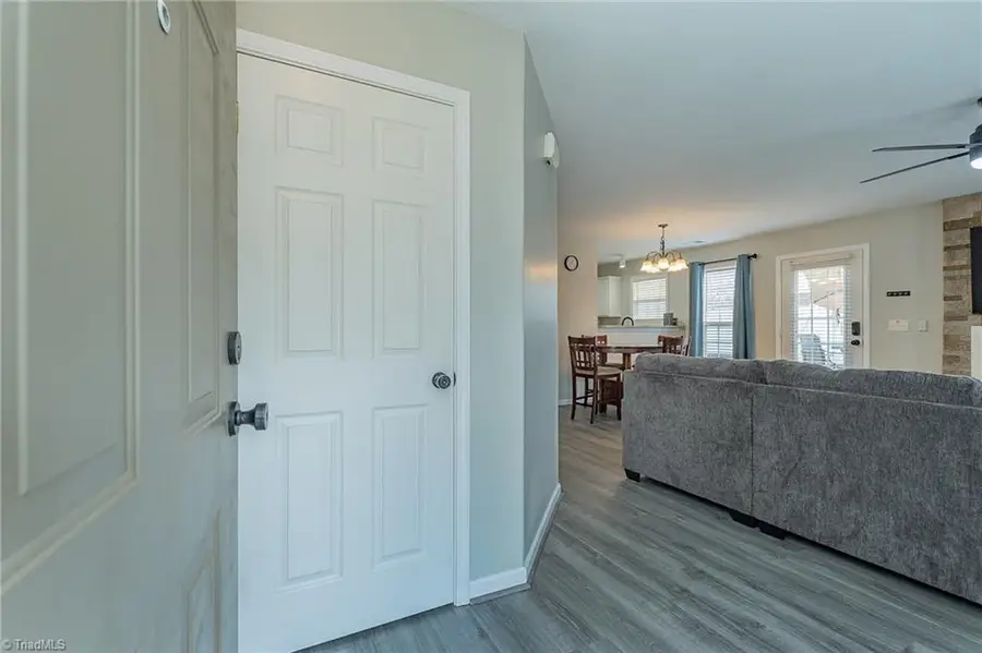 302 Geoffrey Way, Kernersville, NC 27284 - #3