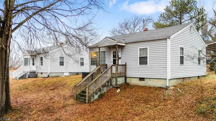 318 Mulberry Street, Reidsville, NC 27320 - #2