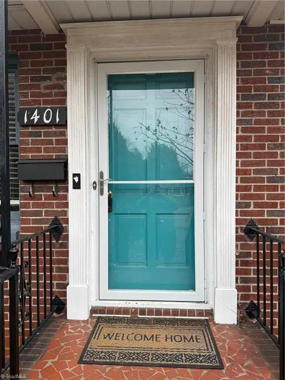 1401 Drumcliffe Road, Winston-Salem, NC 27103