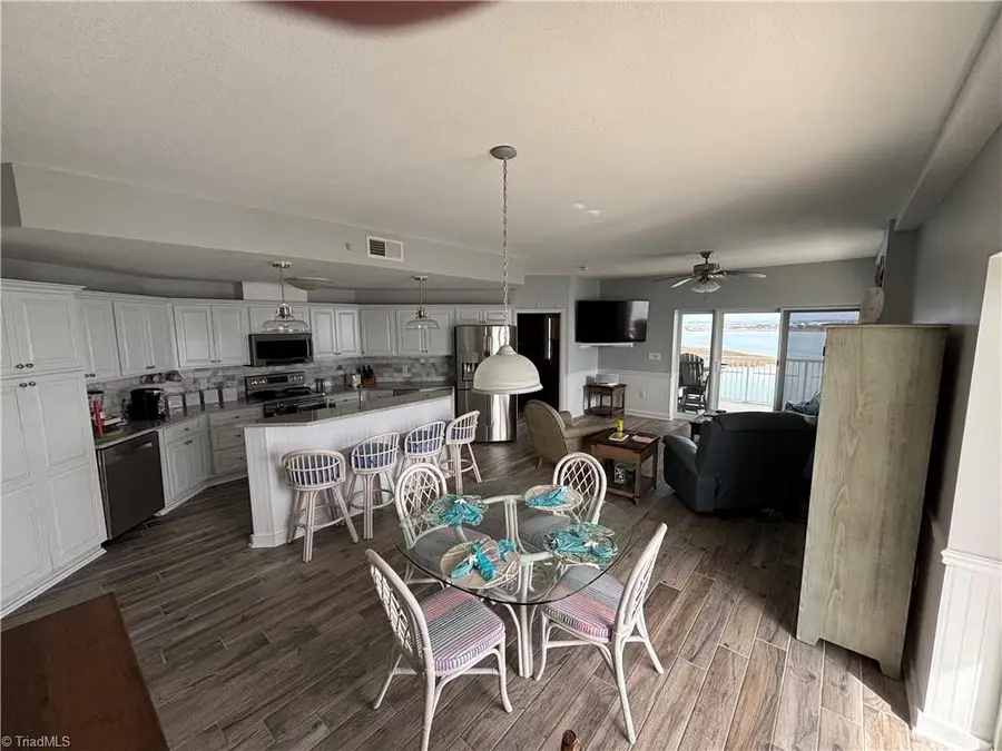 100 Olde Towne Yacht Club Drive, Beaufort, NC 28516 - #3